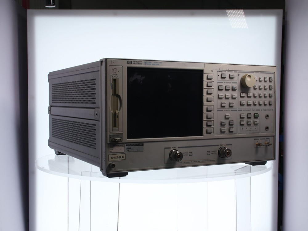 HP/Agilent 8753E 30kHz-6GHz Network Analyzer S-Parameter Test Set