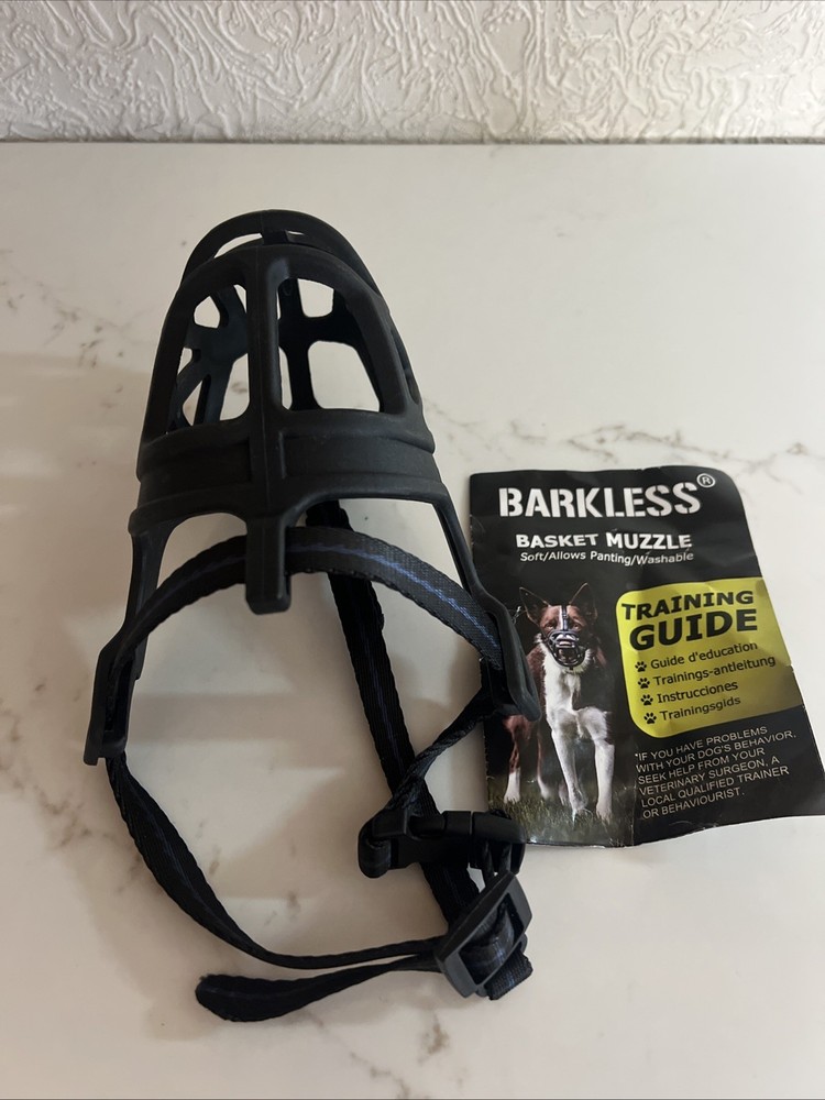 Dog Muzzle 3 Medium Black Adjustable Straps 3M Size