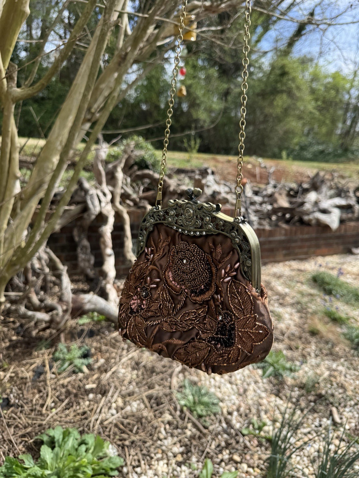 Vintage Beaded Evening Bag Brown Kiss Lock Closure Bronze Metal