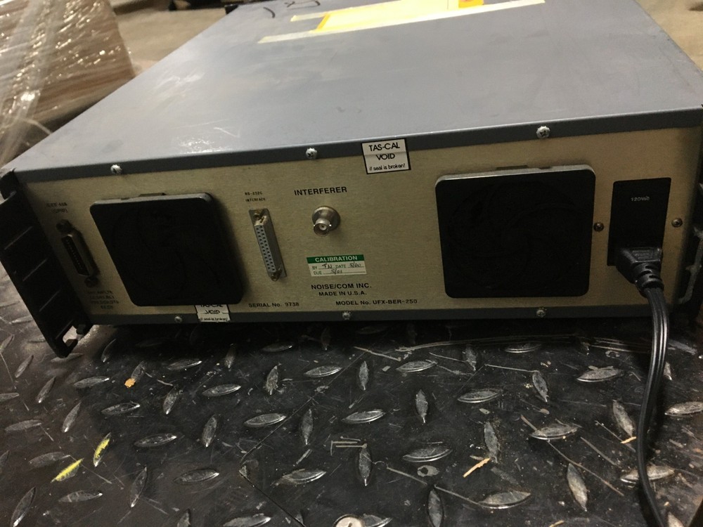 NoiseCom UFX-BER-836 Precision C/N Generator, 836 MHz *UNTESTED*