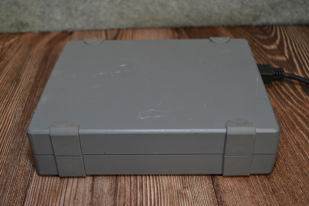 Sun Microsystems Dat 72 External Digital Data Storage / 380-1323-02 - EB621B#700