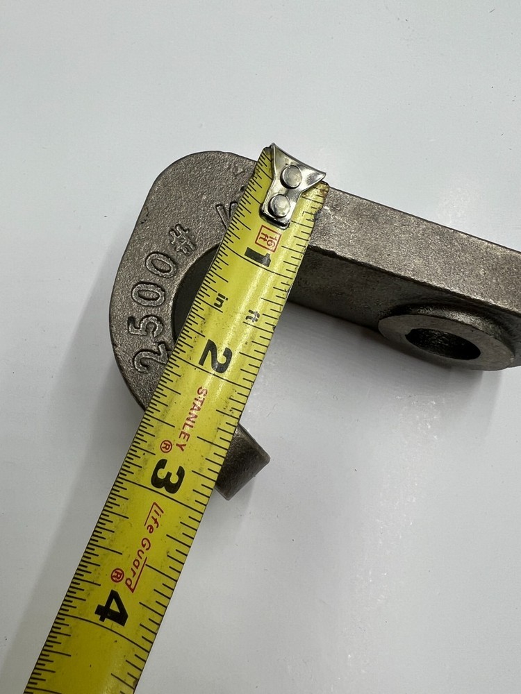 Sauber MFG Transformer Lifting Hook 8051, 2500 WLL