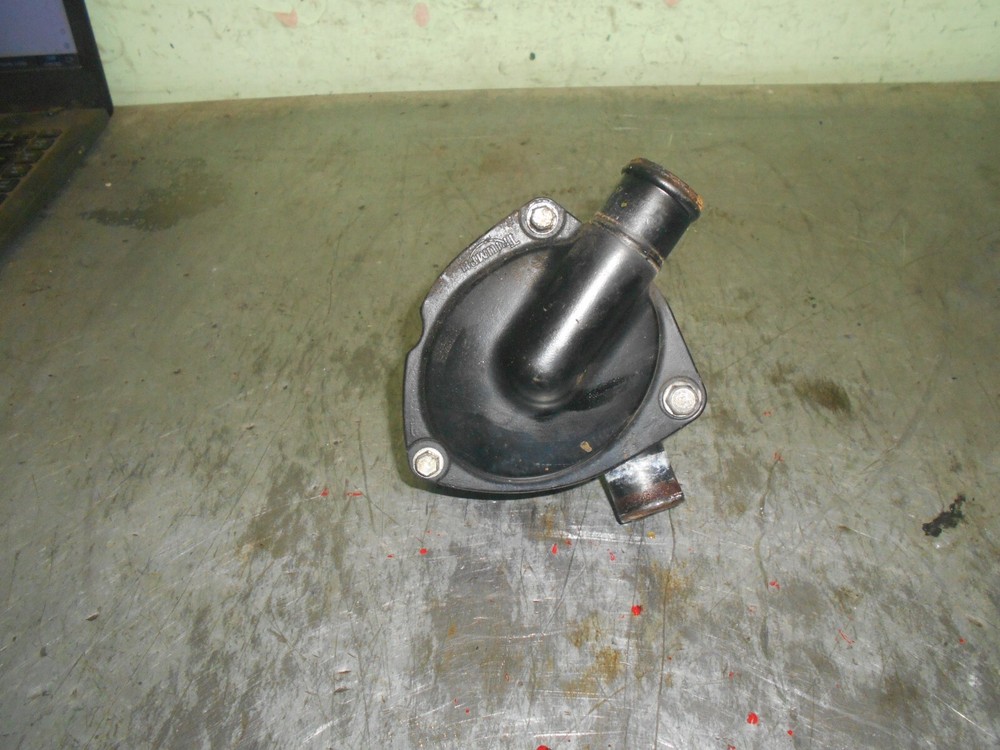 triumph 1050 sprint st water pump