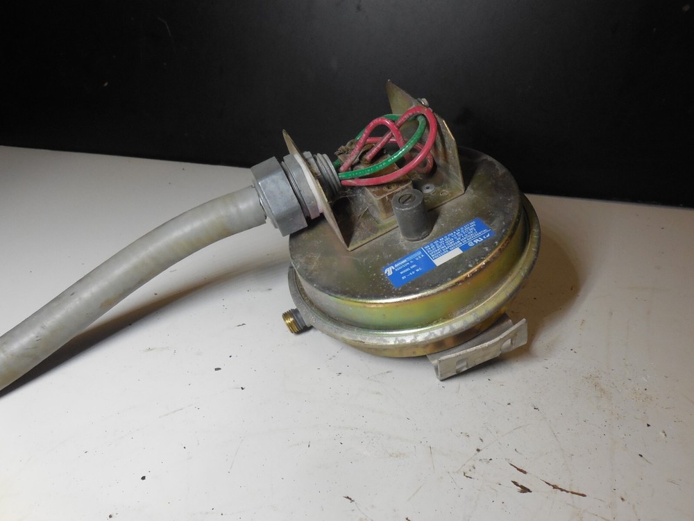 Antunes Pressure Switch Model SML .05''-9.0'' WC
