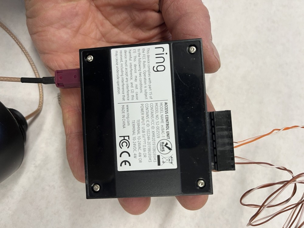 Ring Access Control Unit ecBAC-1 Cloud Connected Gateway leo-Lite With Anttena
