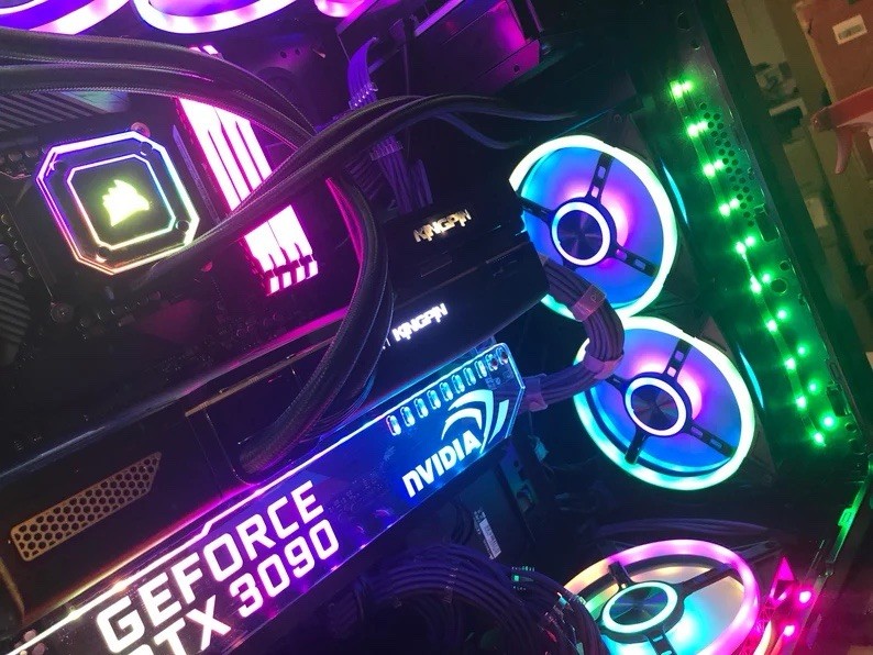 KINGPIN 3090 & Intel I-9 - Gaming Computer -