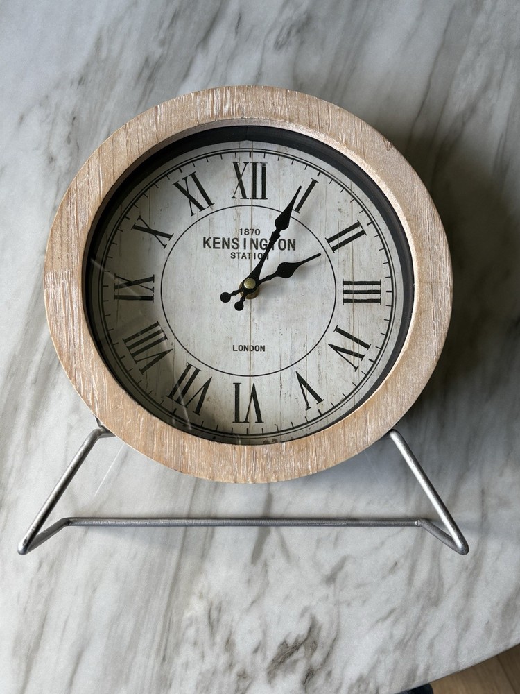 Kensington Table/Counter Clock Model
