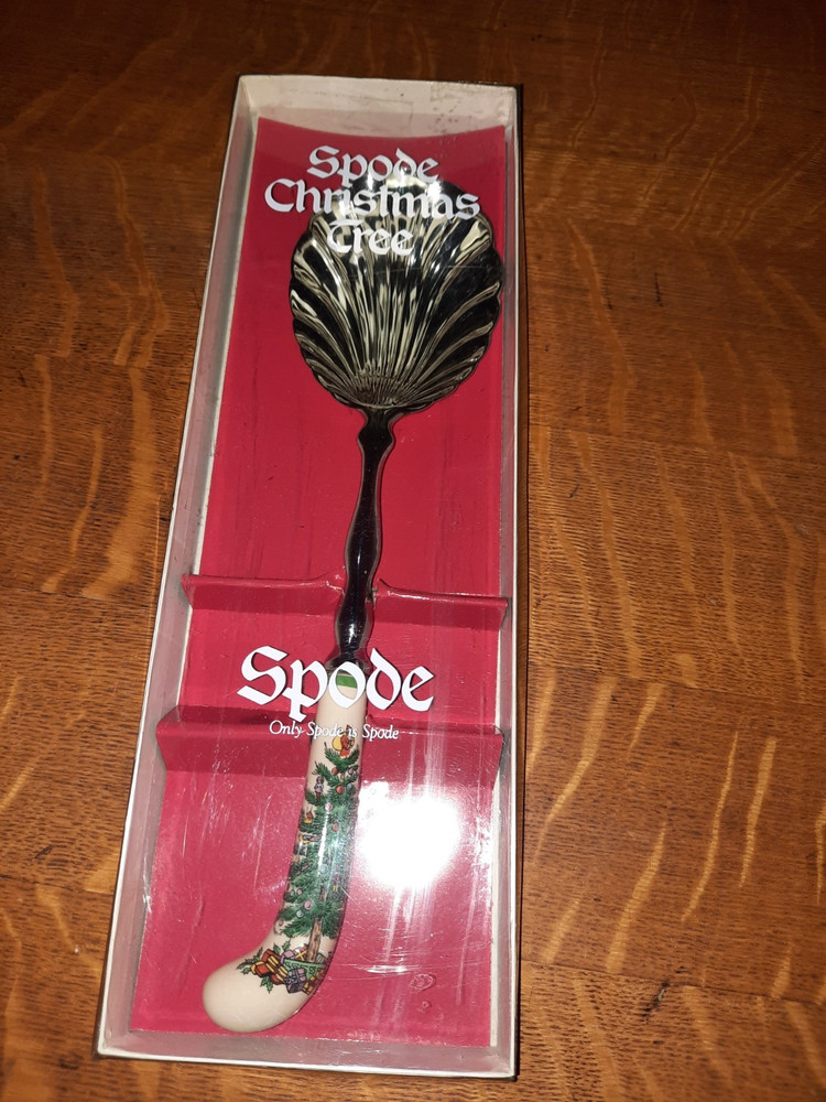 Spode Christmas Tree 11" Shell Shaped Serving Spoon