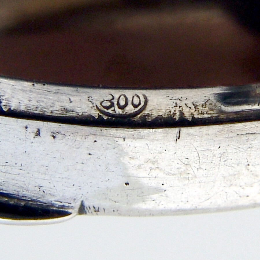Engine Turned Oval Pill Box 800 Silver