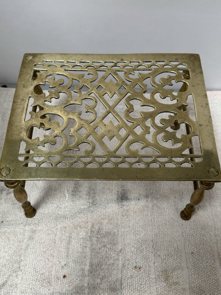Solid Brass Trivet Rectangular Fireside Pot Stand. 23x19x14cm