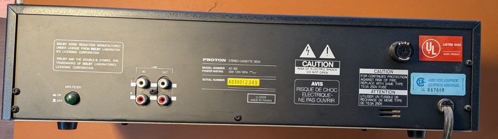 Proton AD-300 Stereo Cassette Deck Powers On