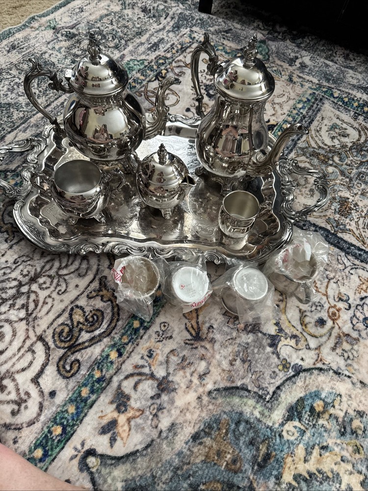 FB Rogers Silver Plated 10 Piece Coffee/Tea Set. Beautiful Condition