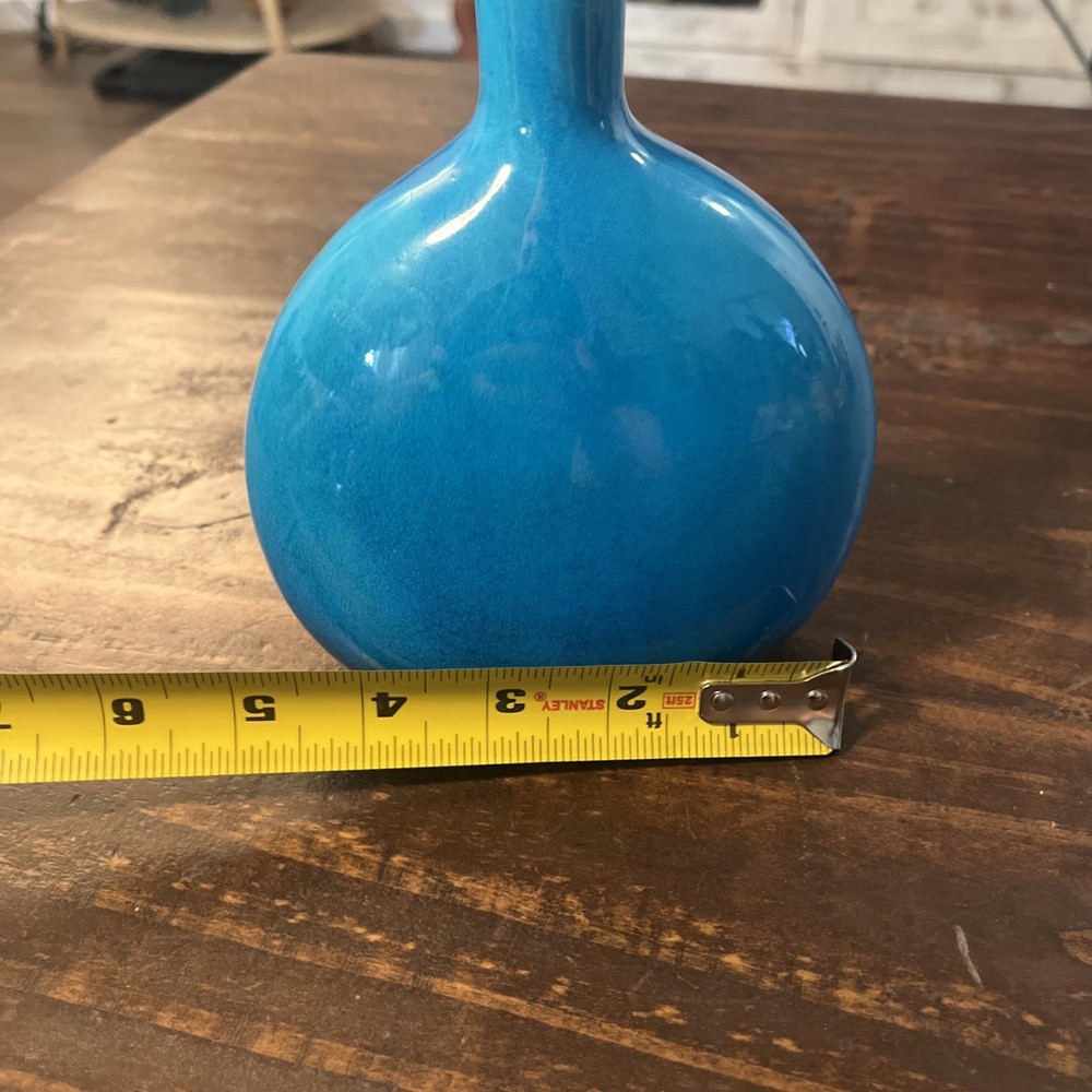 Ceramic Unique Style Blue Vase With Designed Front