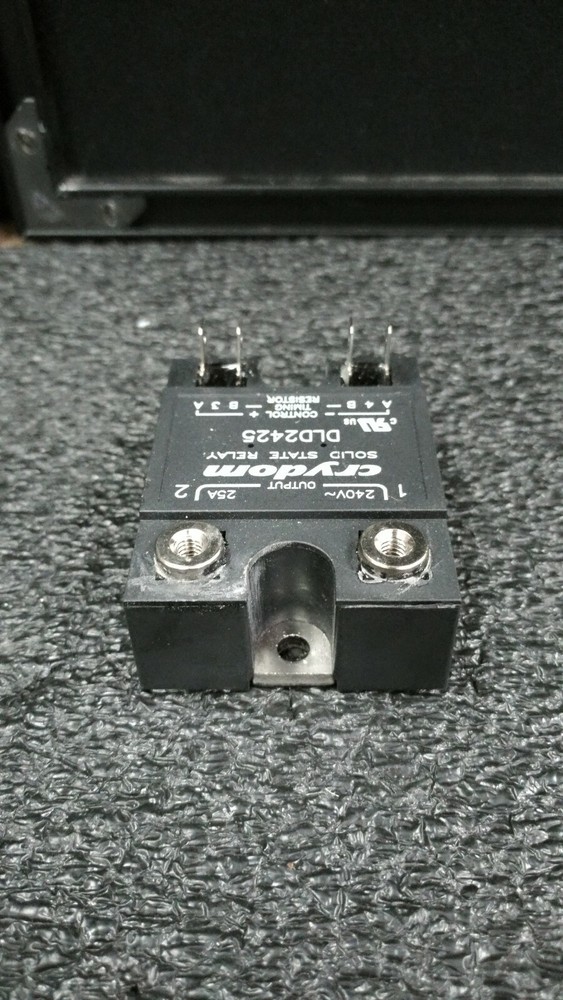 CRYDOM DLD2425 240V 25A Solid State Relay