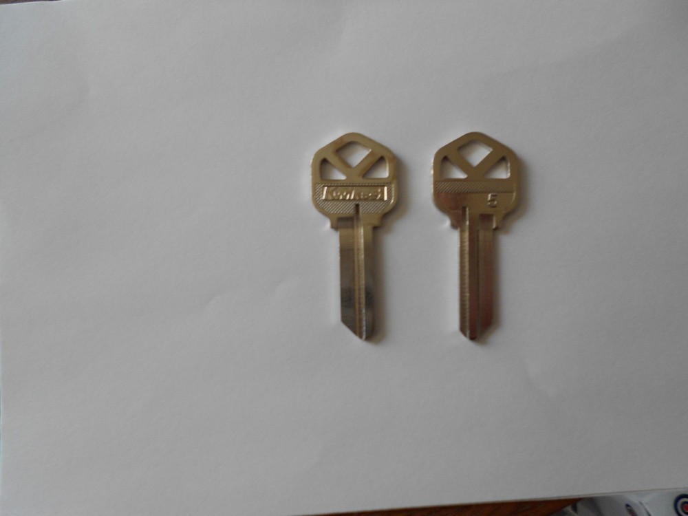 KWIKSET KW1 ORIGINAL (O.E.M.) BLANKS LOCKSMITH KEYS