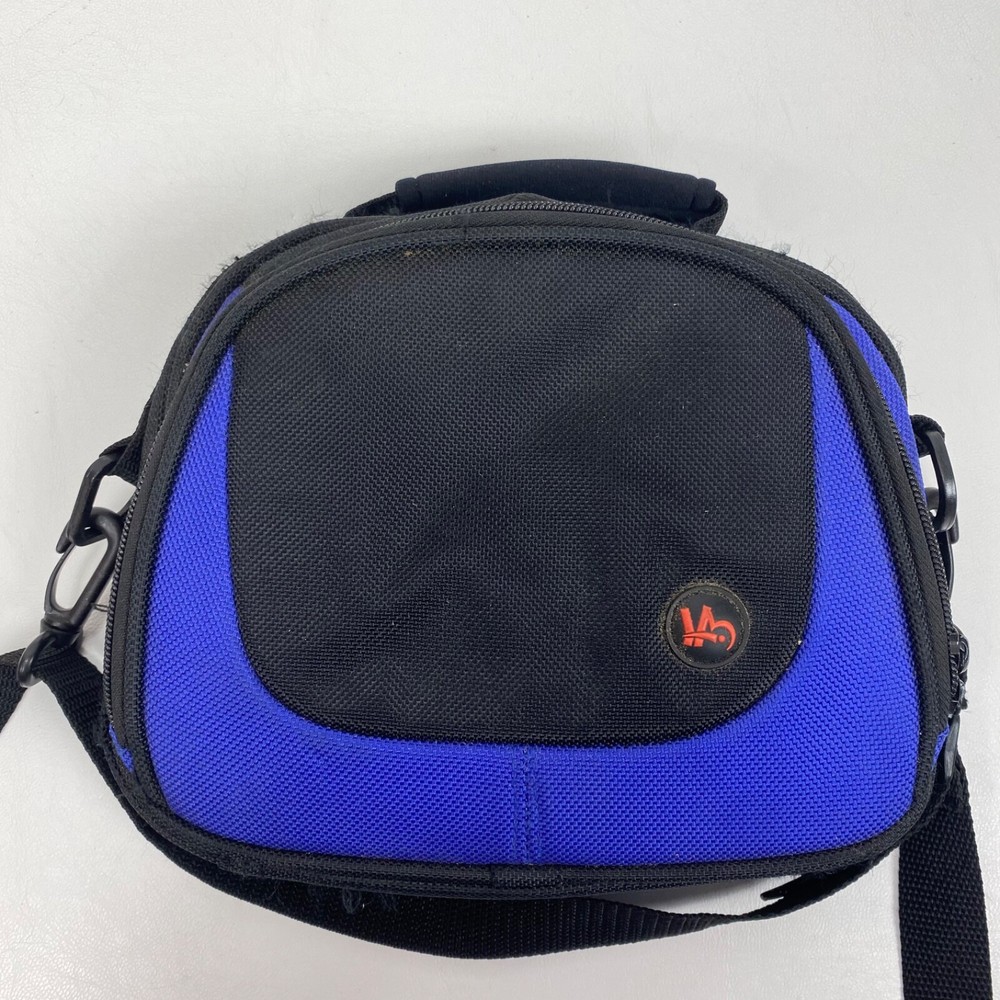 Handheld gaming molded carrying case