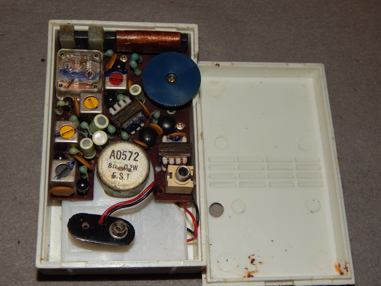 Vintage Standard Amoco Gas Pump AM Transistor Radio Parts Estate Find