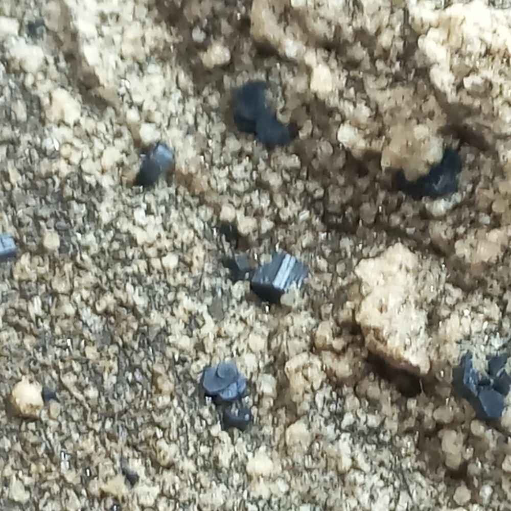 Osumilite Giant