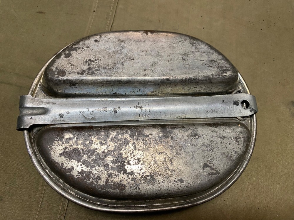 ORIGINAL WWII US ARMY M1942 MESS KIT, EARLY WAR VERSION- DATED 1942
