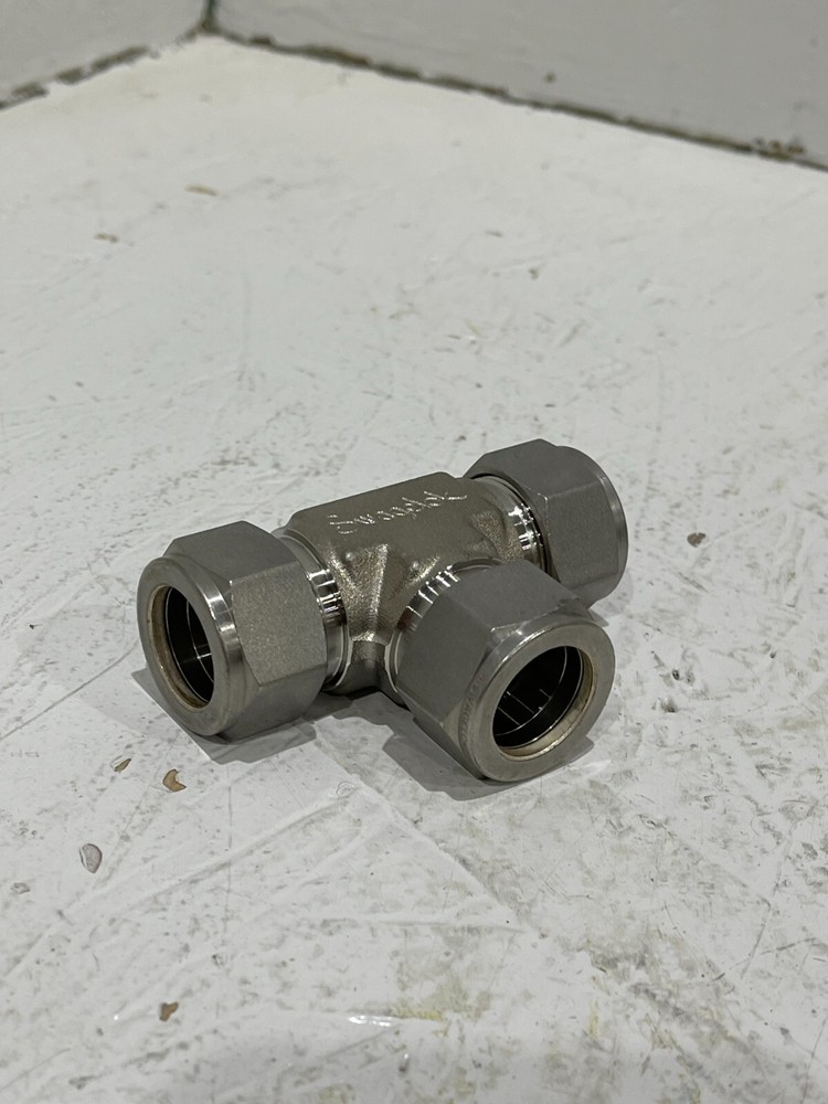 SWAGELOK SS-1210-3 TEE