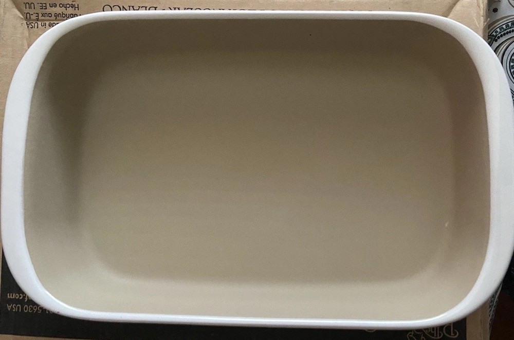 Pampered Chef White Stoneware Rectangular Baker large #1353