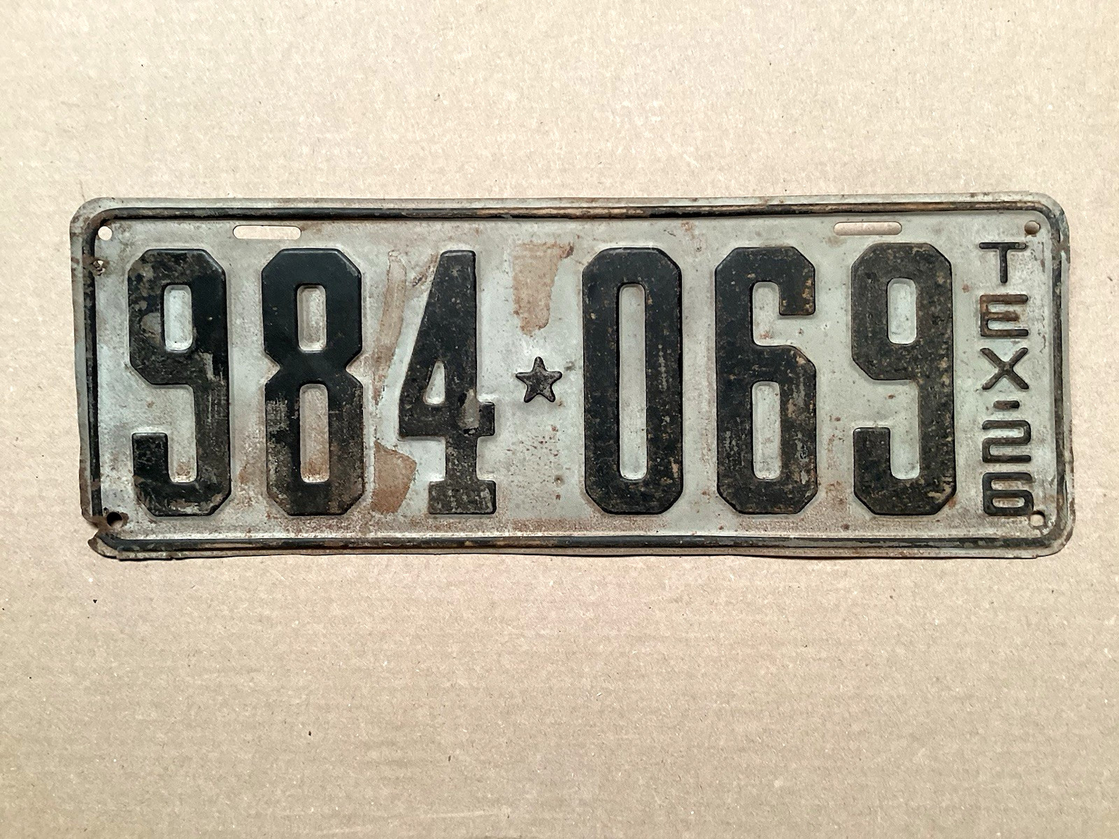 VINTAGE ORIGINAL 1926 TEXAS LICENSE PLATE 984 069