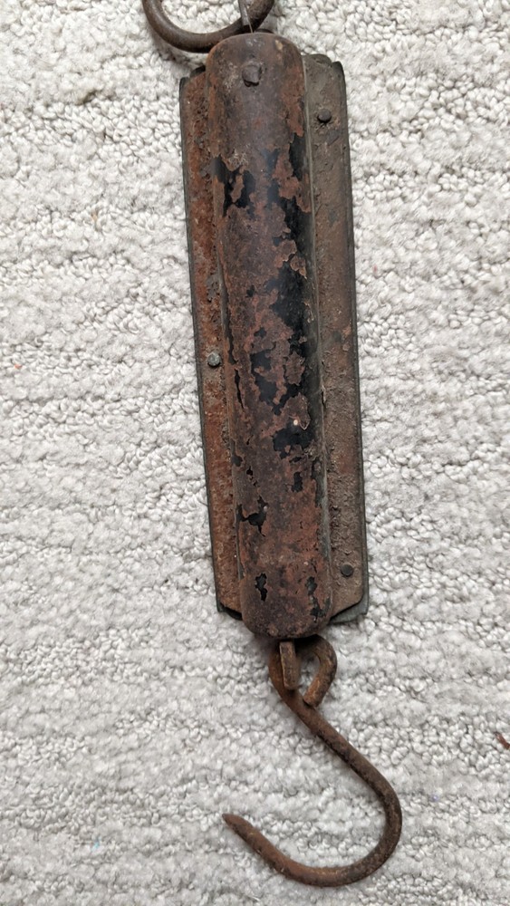 VINTAGE HANGING SCALE--25 POUND MAX