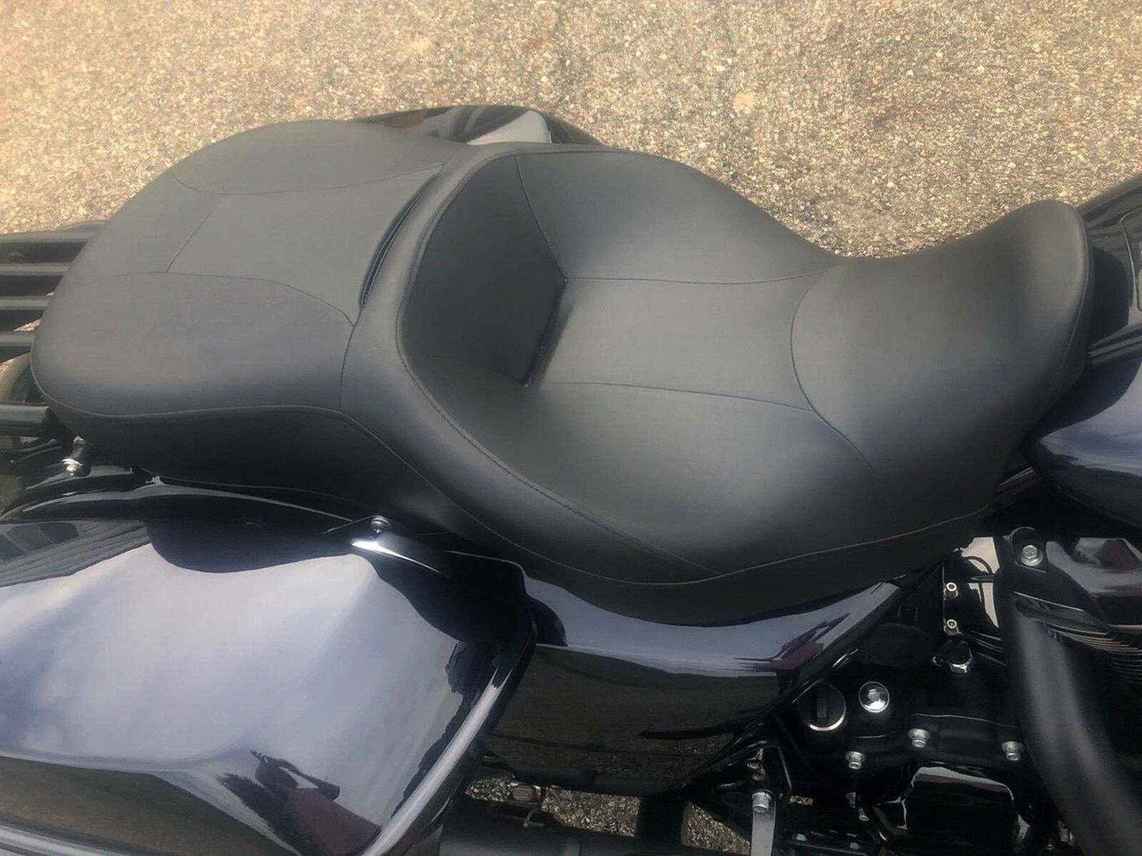 Seat For Harley Touring Street Electra Glide Road King Road Glide 09-23