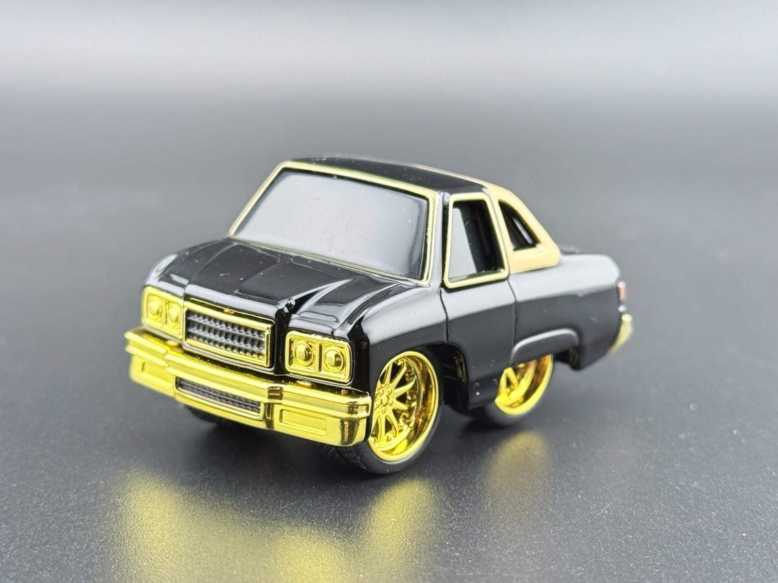 Cartuned 1975 Chevy Impala (DONK’D) Series 9 Mainline 2026 1/64