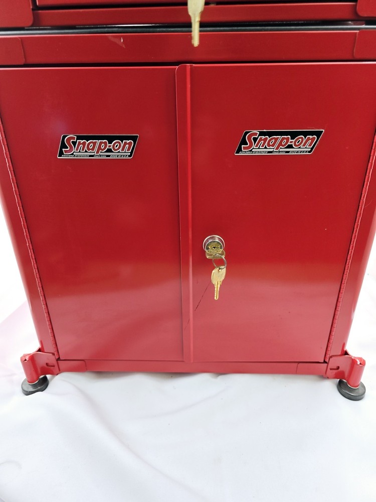 Snap On Mini Tool Box 1:2 26x16x10"