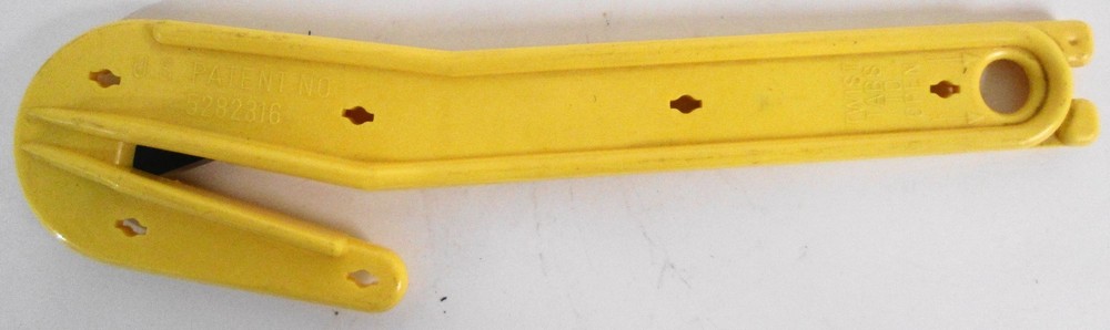 All Purpose Hook Knife Cuts Twine Straps String Shrink-wrap Ribbon Foam