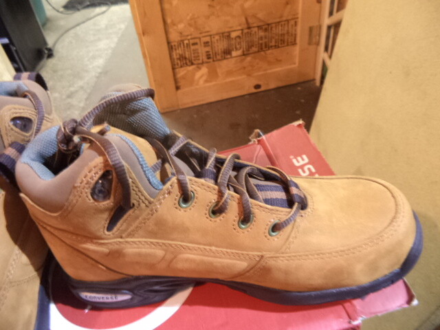 Converse Womens Nubuc Athletic Hiker
