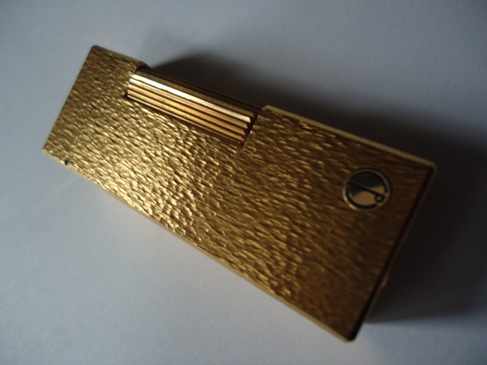 Dunhill Rollagas Lighter - Gold Plated - Textured Pattern - Serviced