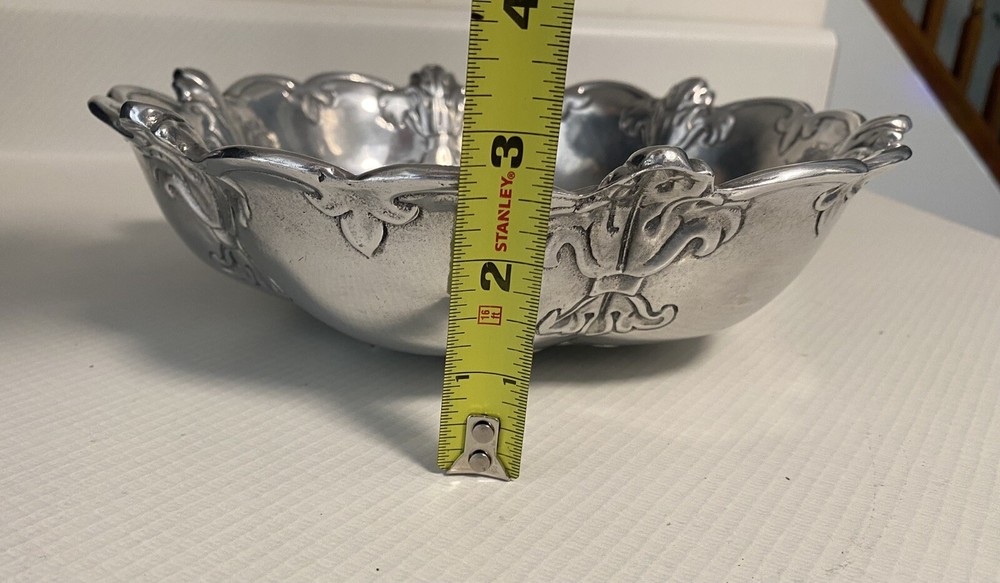 Fruit Bowl Silver fleur de lys 2009 Read The Description