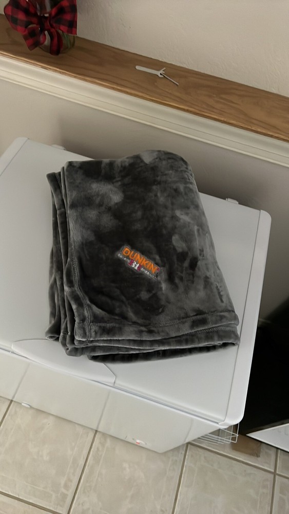 Dunkin/Baskin Robbin’s Blanket