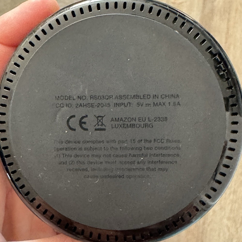 Amazon Echo Dot (2nd Generation) Model No. RS03QR Black - Used