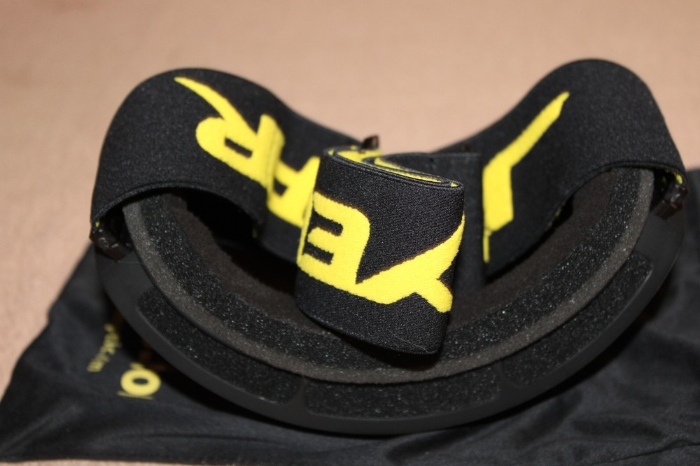 Juli Snow Ski Goggles Adjustable Strap - MINT!!