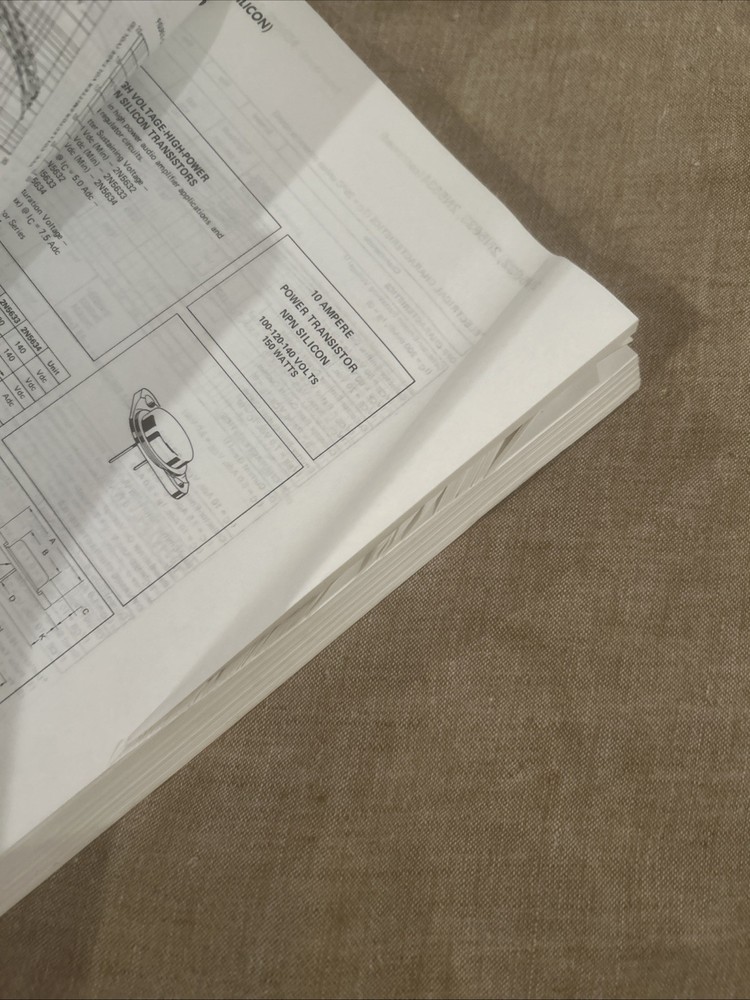 Motorola Data Book Semiconductor Data Library Volume 2 Second Edition 1974