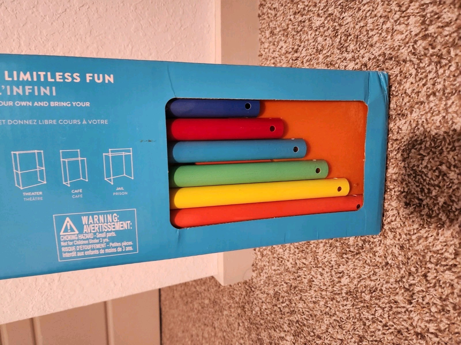 Antsy Pants build & play 75 pieces Poles and Connectors Set - Damaged Box