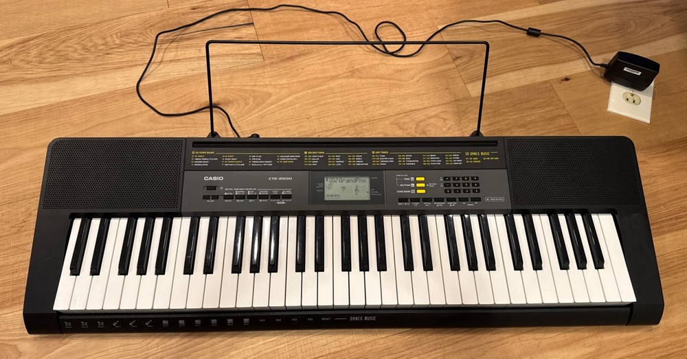 Casio CTK-2500 Digital Piano