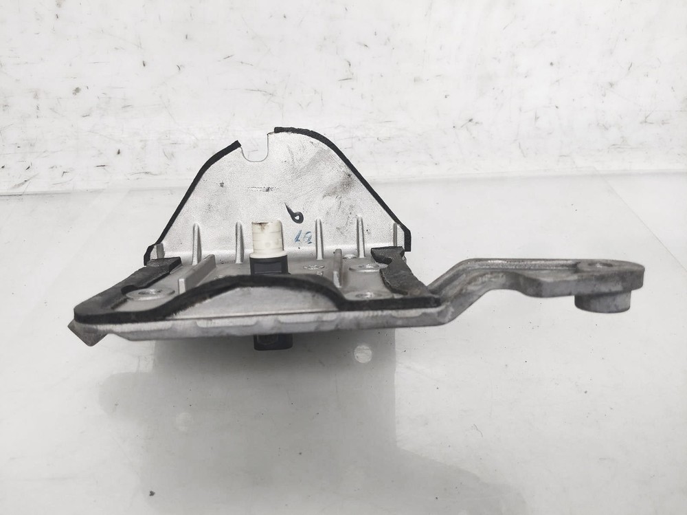 2019 Volvo Xc60 Intergrated Starter Module Bracket 31492642 *R-Design