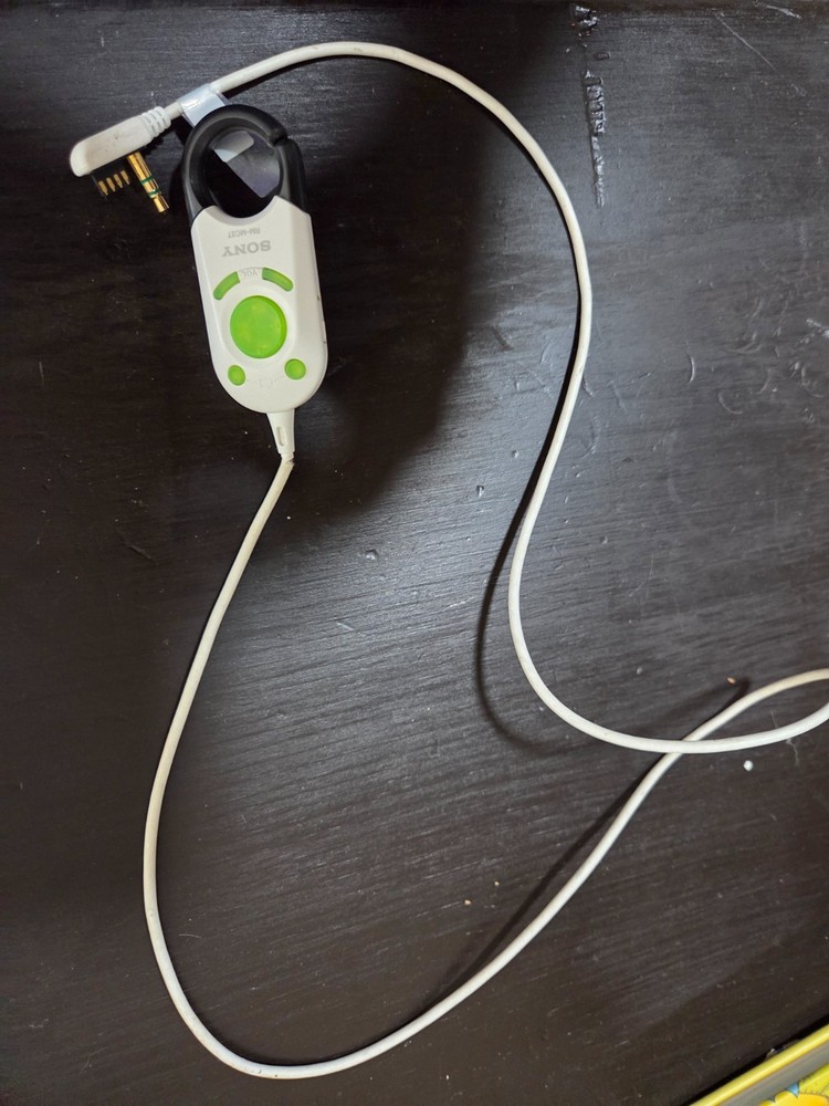 Sony Walkman RM-MC27 Remote Control