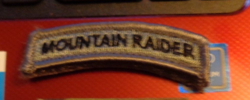SHOULDER TAB, ACU, MOUNTAIN RAIDER, WITH HOOK LOOP FASTENER