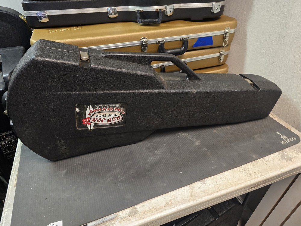 Gibson protector hard shell Black lining SG great cond 3 Latch #2