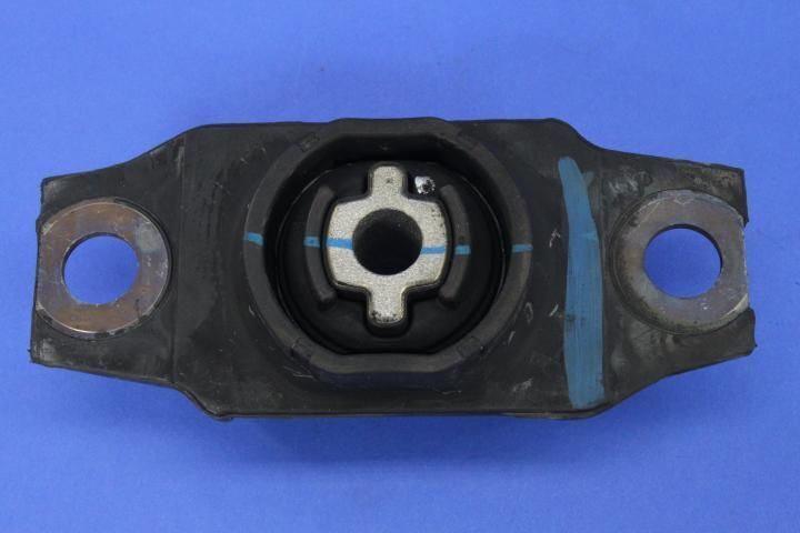 trans Mount Mopar 68249545AA
