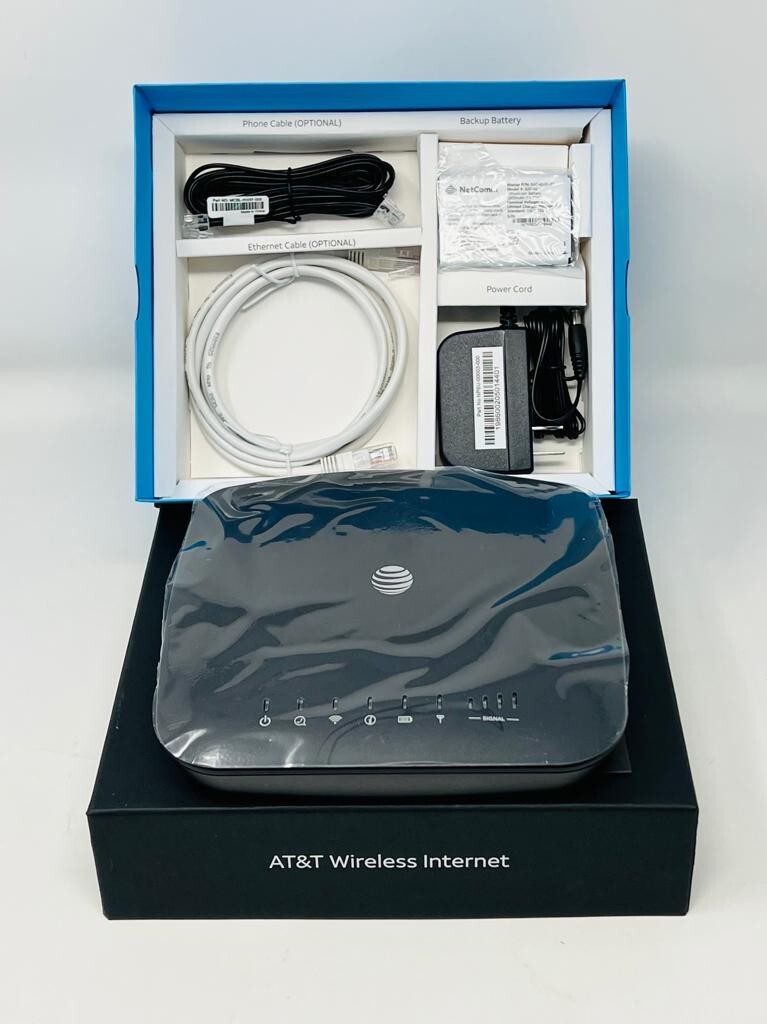 AT&T Wireless Internet Modem IFWA 40 Mobile 4g LTE Wi-Fi Hotspot - Black (NEW)