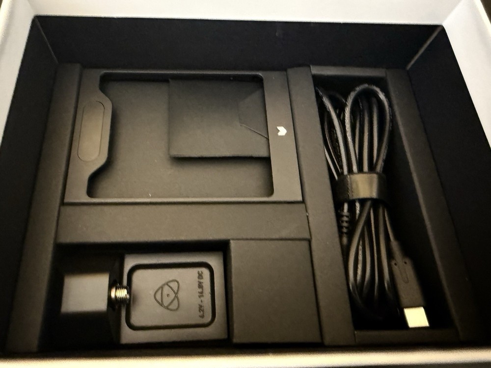 Atomos Ninja Ultra 5.2” Plus Atomos Connect