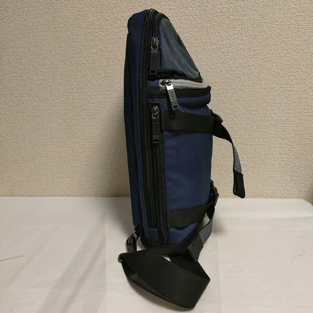 TUMI body bag slingback