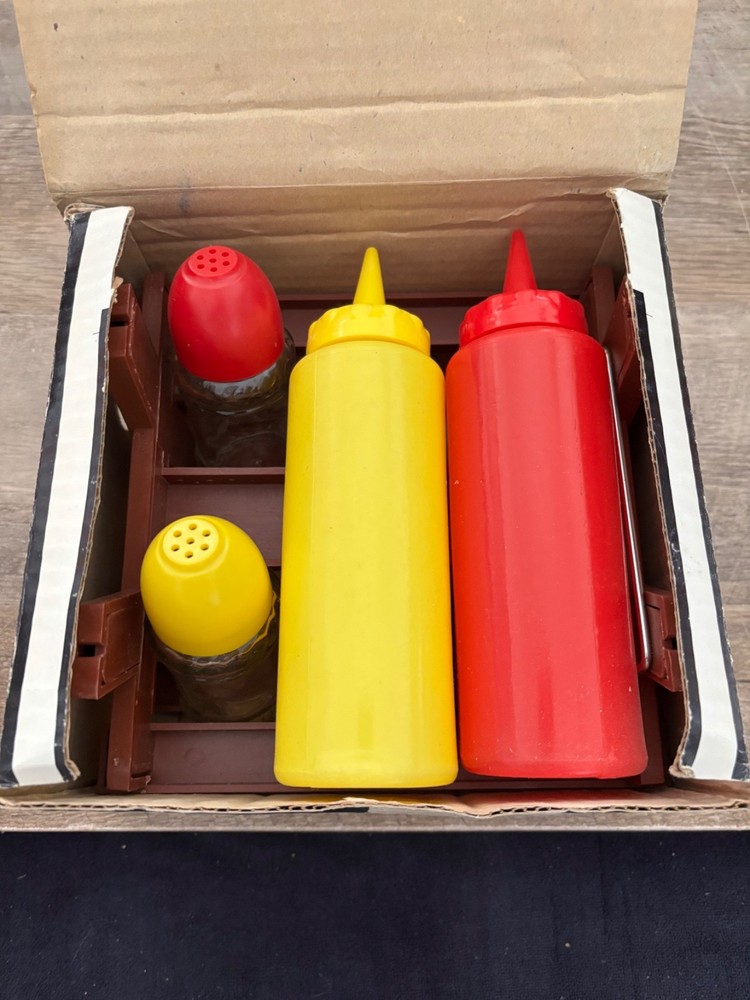 Picnic Bench Condiment Set