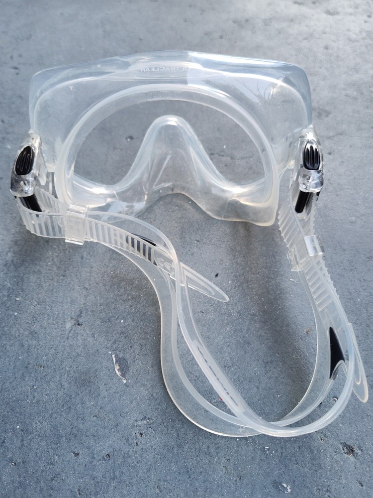 Atomic Aquatics Ultraclear Frameless Mask Medium Clear
